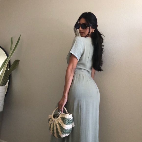 New Sage Linen Button Down Dress - Picture 2 of 8